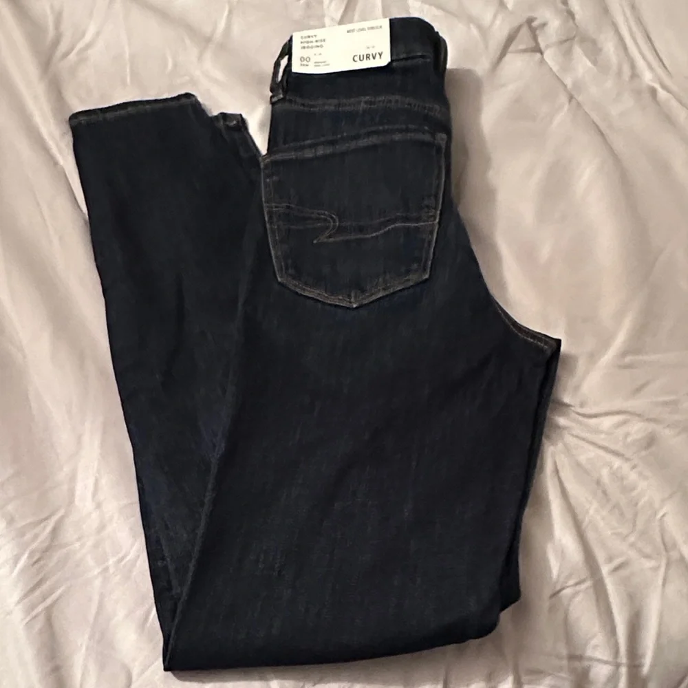 American Eagle Outfitters Curvy High - Rise Jegging